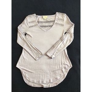 Deletta Long-Sleeved T